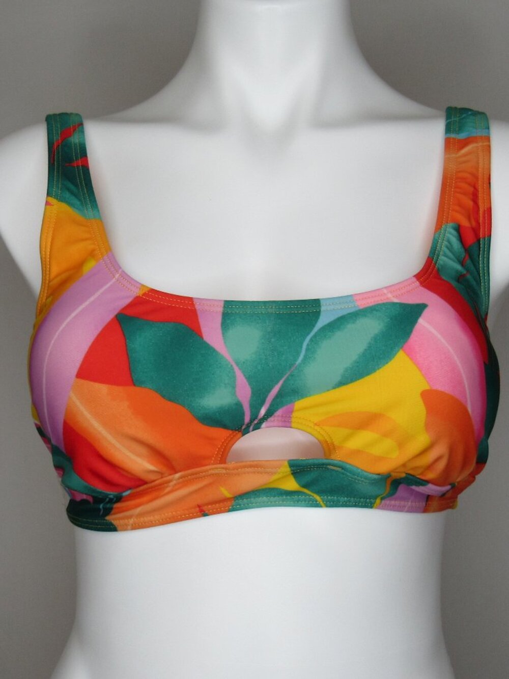 BCBG Paris Floral Wrap Bikini Top Key Hole Back Women's M Medium New NWT